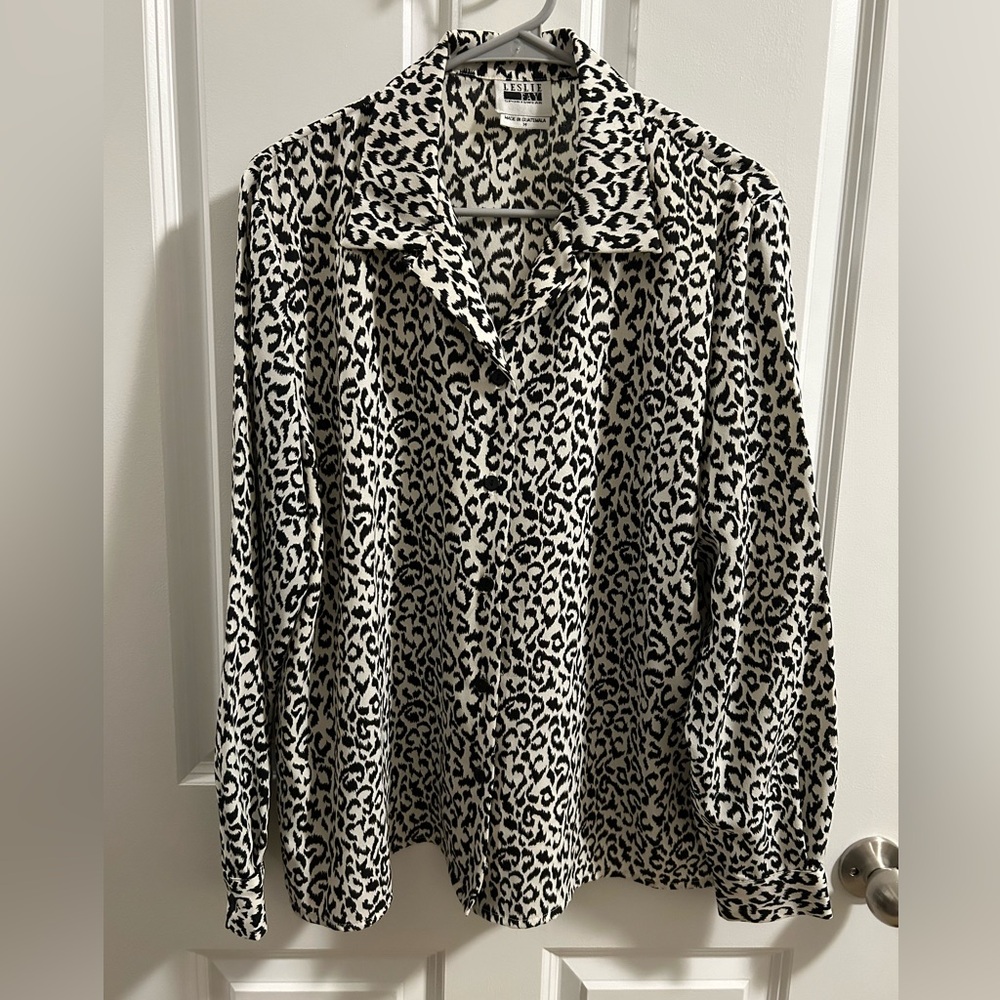 Vintage Leslie Fay Animal leopard cheetah print Full button up blouse Size 14